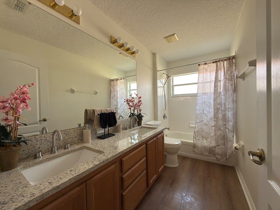 Furnished Finder property 997599_1 photo 14