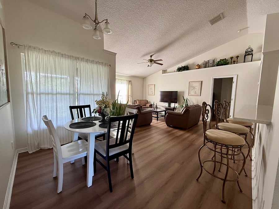 Furnished Finder property 997599_1 photo 25