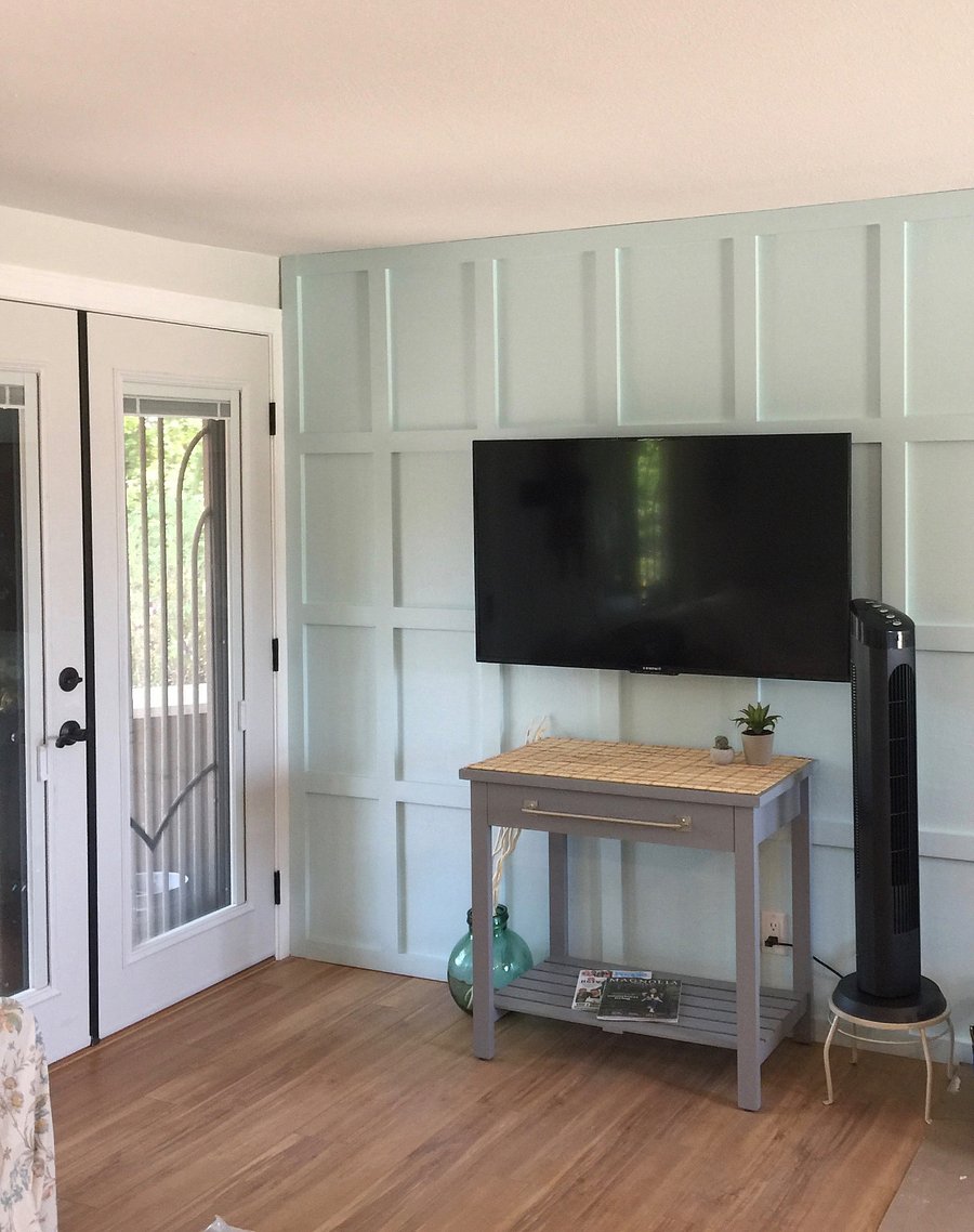 Double doors exit to back patio