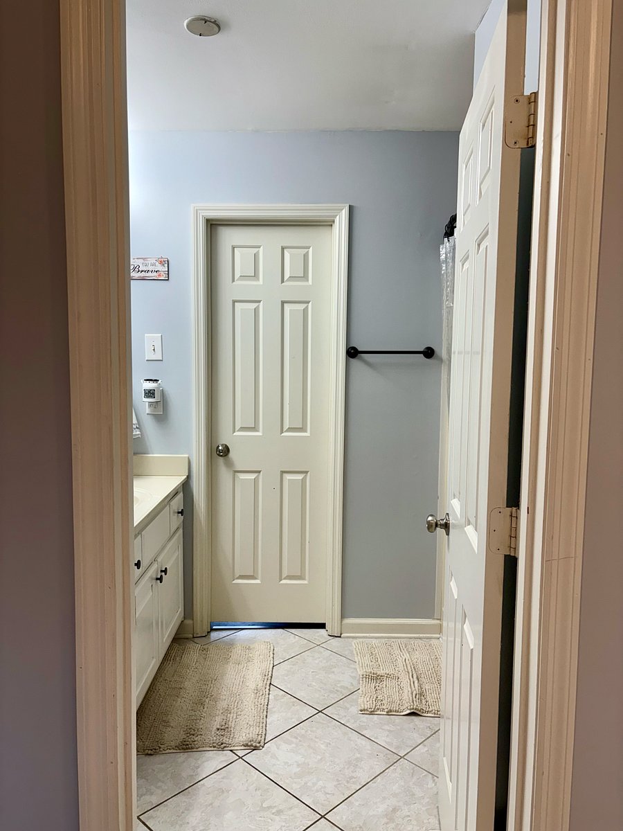 Bedroom entrance from bathroom