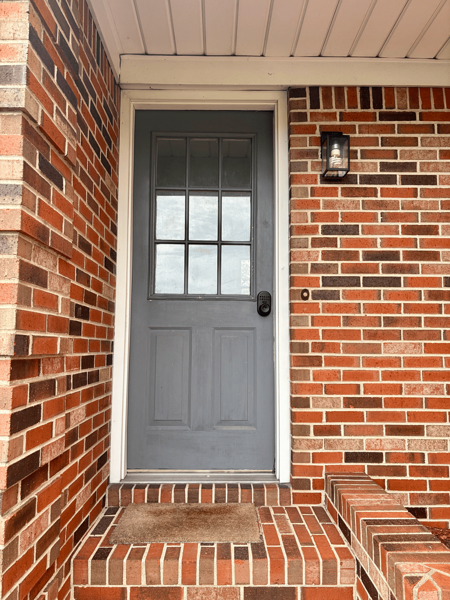 semi private entrance to room
