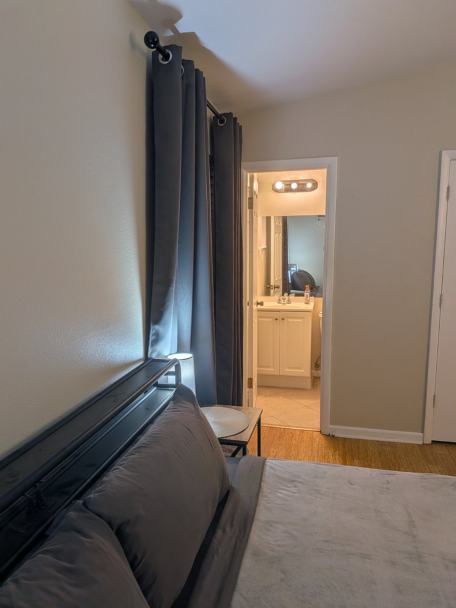 Furnished Finder property 997733_1 photo 25