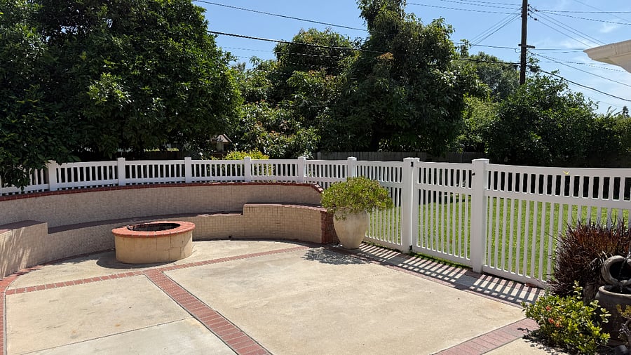 Private Rear Side Yard