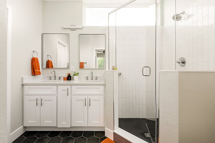 Primary bedroom bath