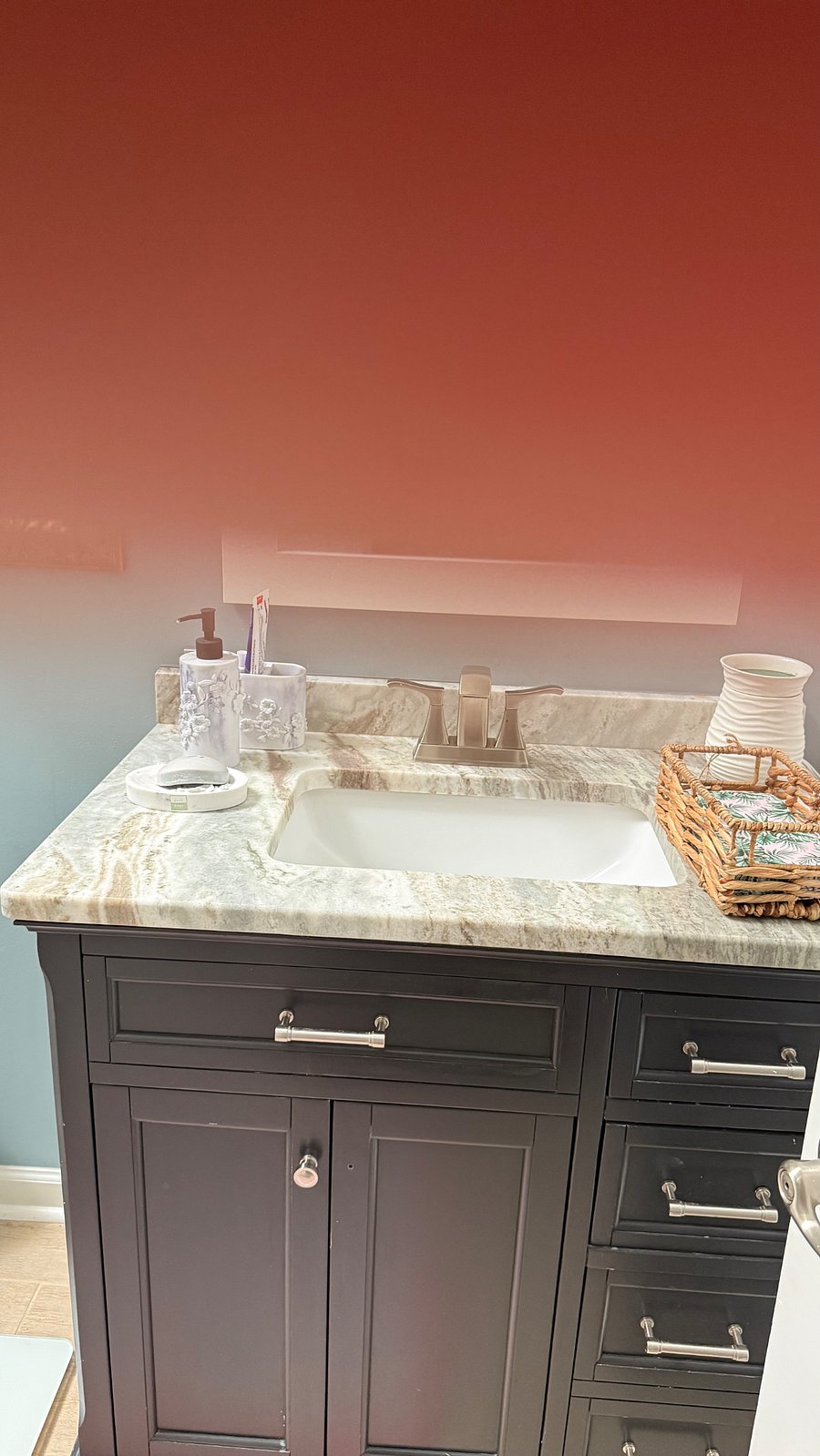 Bathroom sink
