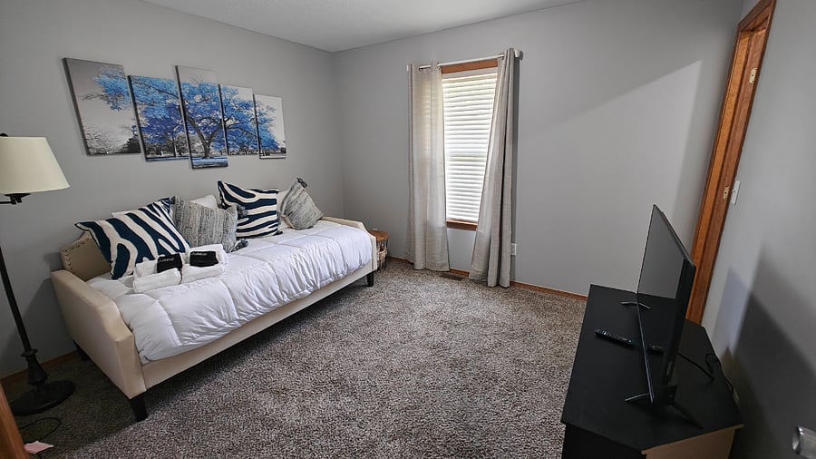 Furnished Finder property 997882_1 photo 12