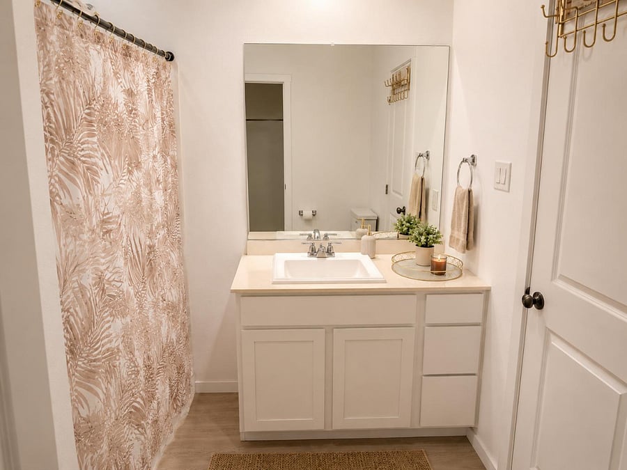 Restroom - Master Bedroom