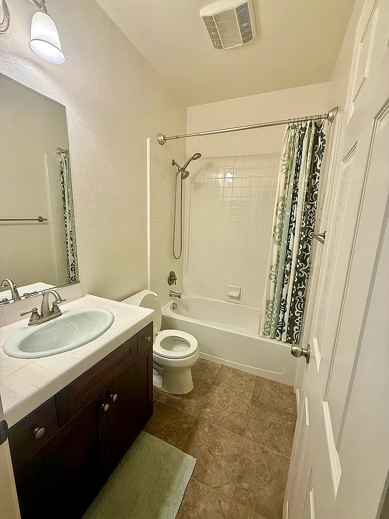 Furnished Finder property 997906_1 photo 10