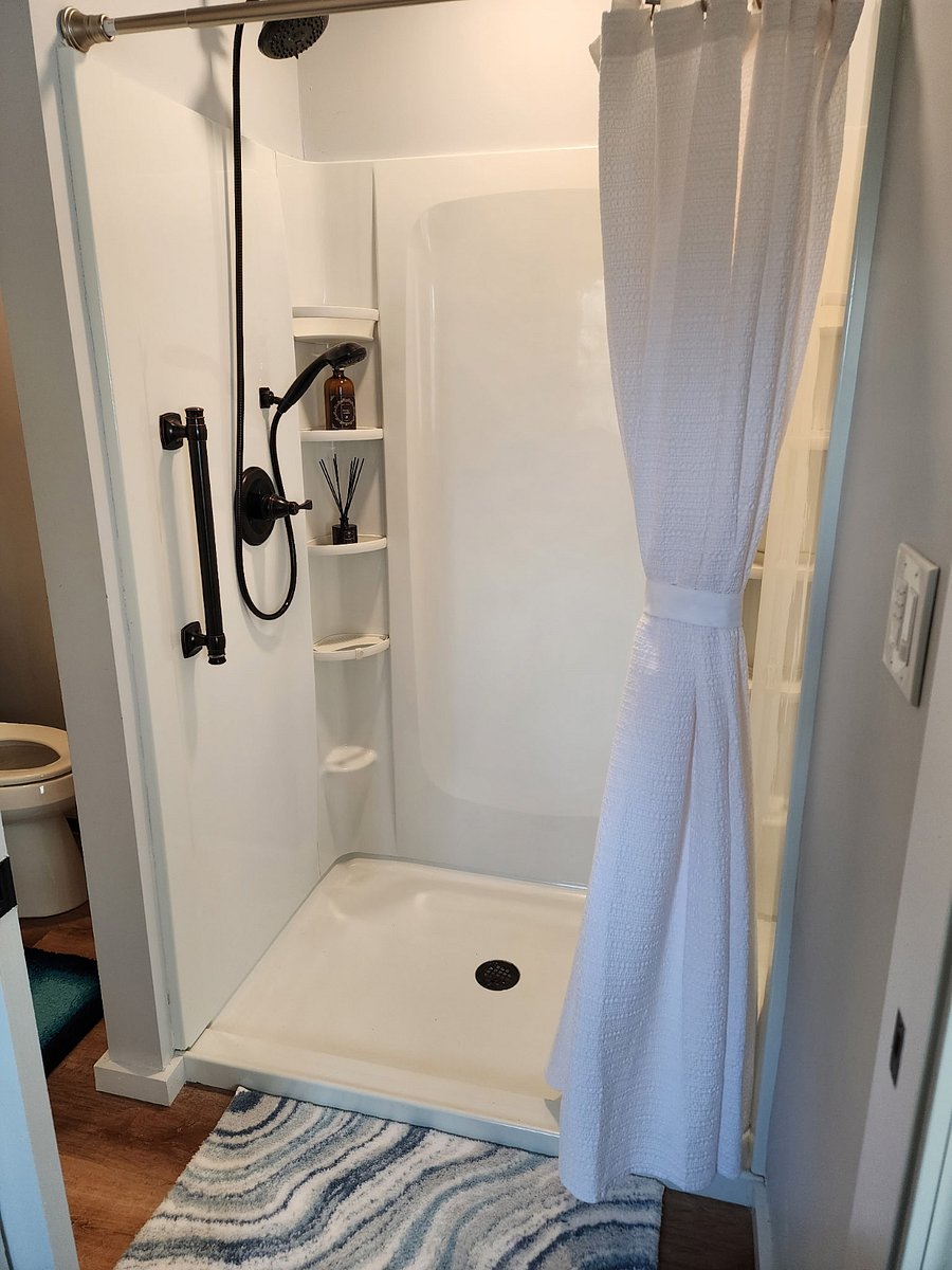 Private 3/4 bathroom 