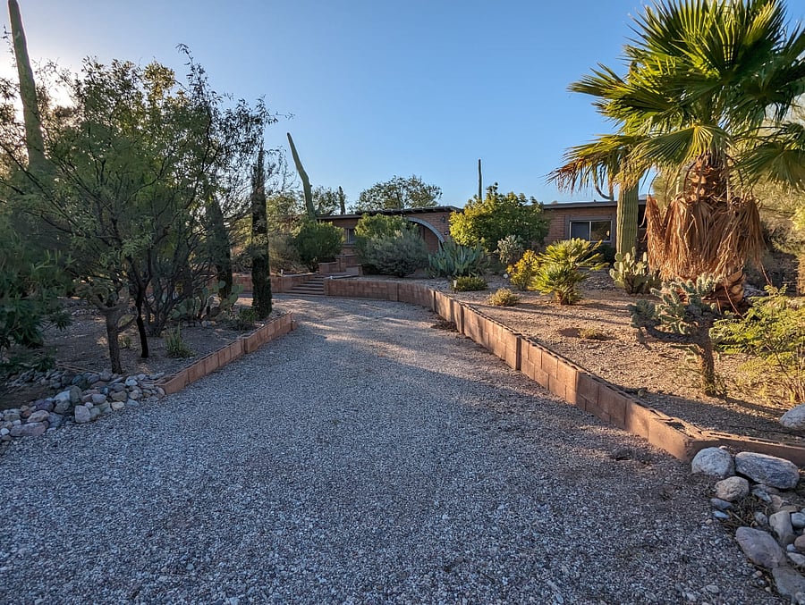 Front alley