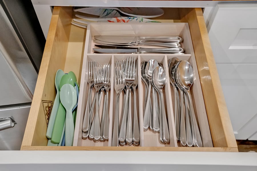 Utensils and kitchenware.