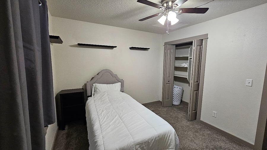 Furnished Finder property 997993_1 photo 25