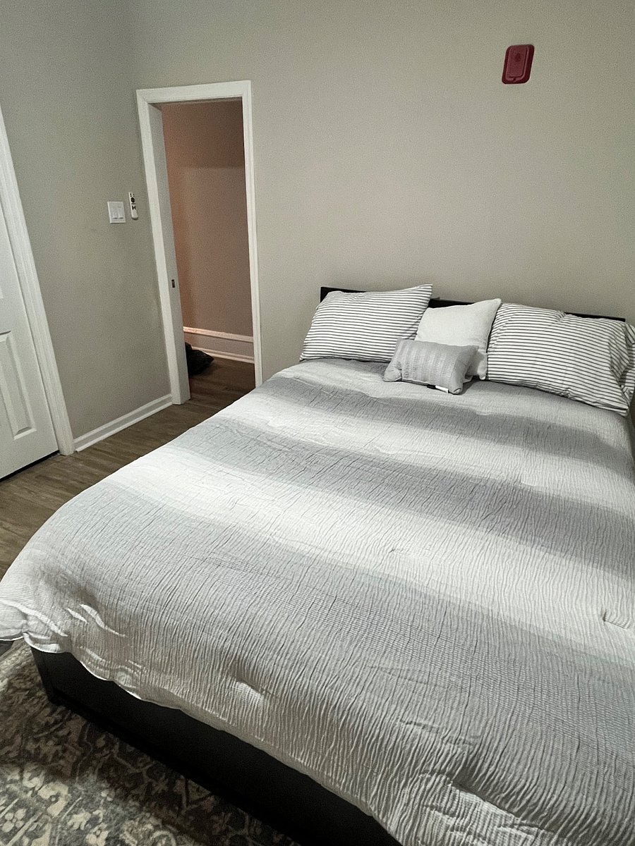 Furnished Finder property 998009_1 photo 7