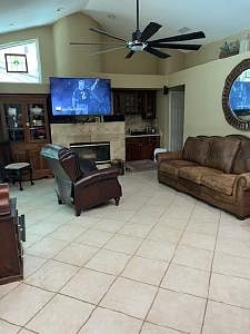 Furnished Finder property 998033_1 photo 13