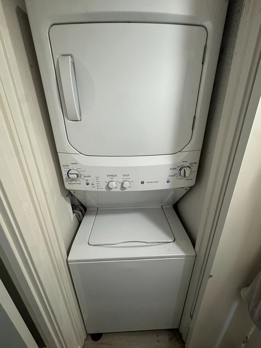 In unit Washer/Dryer