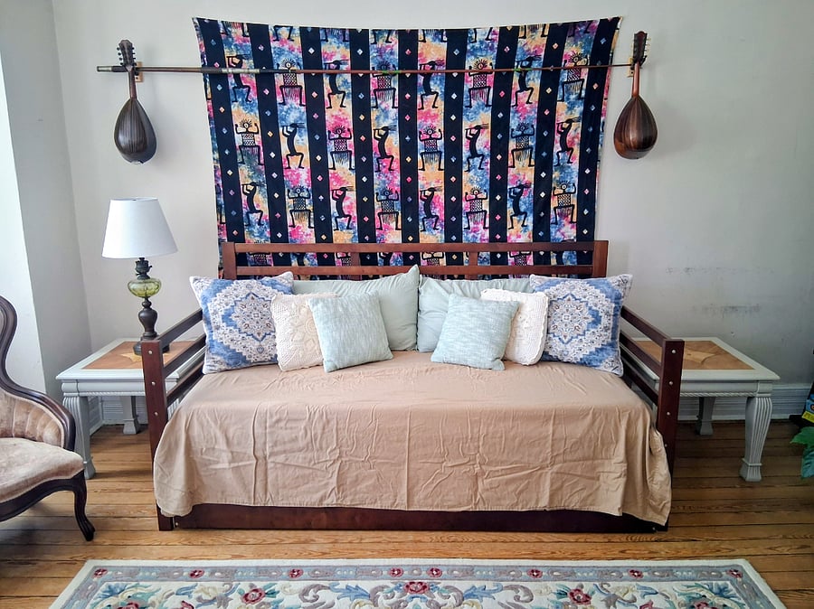Living Room/Daybed