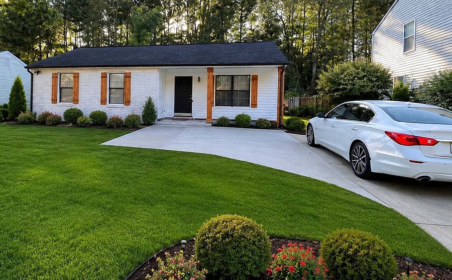 Exterior Front / Driveway Parking