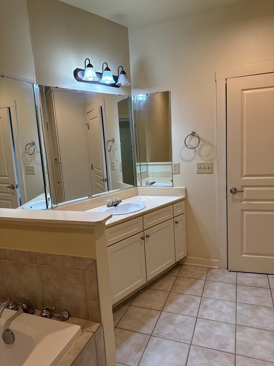 Furnished Finder property 998183_1 photo 12