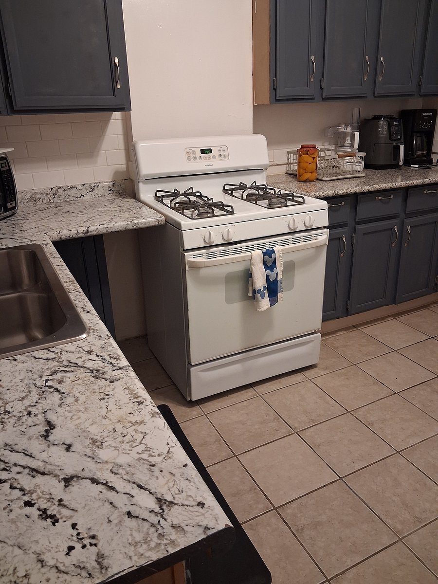 Furnished Finder property 998274_1 photo 7