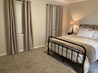 Furnished Finder property 998276_1 photo 5