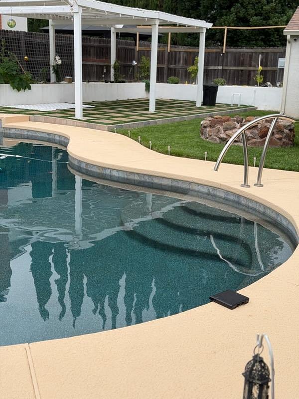 Furnished Finder property 998279_1 photo 15