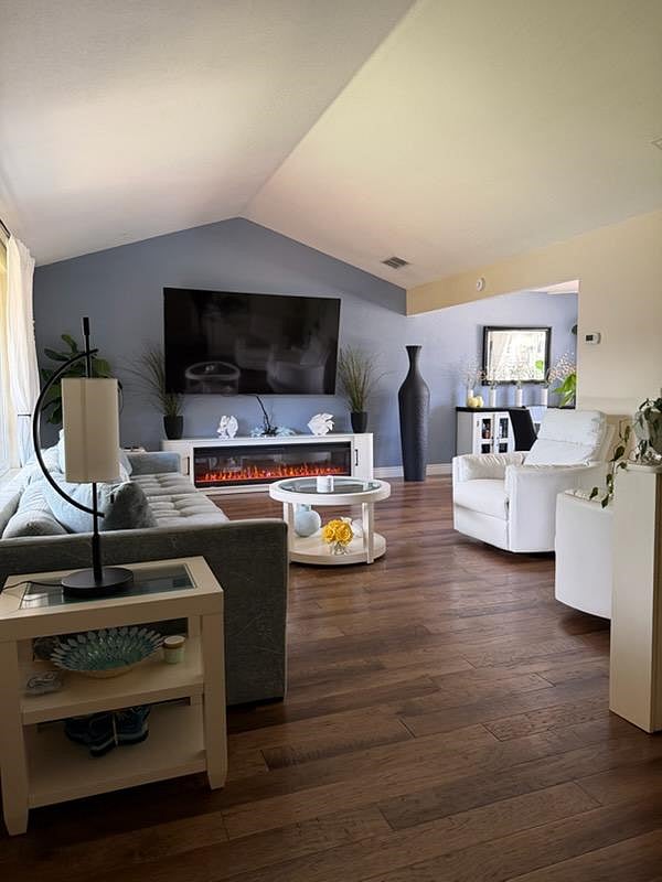 Furnished Finder property 998279_1 photo 7