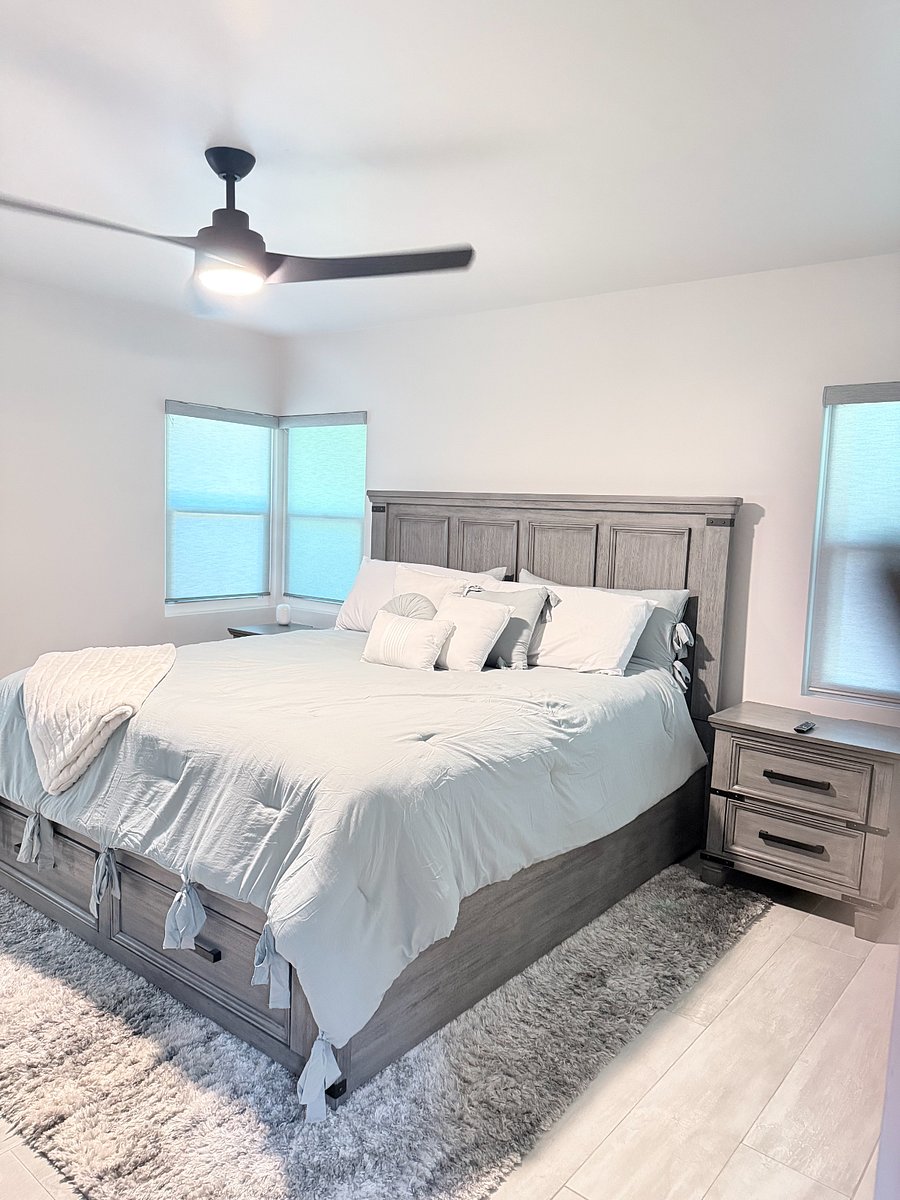 King Bedroom
