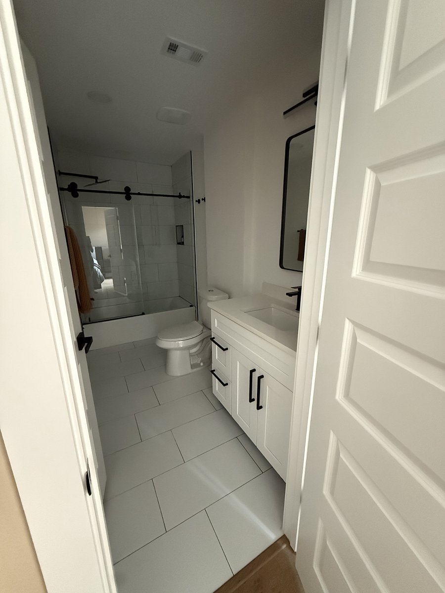 Furnished Finder property 998311_1 photo 7