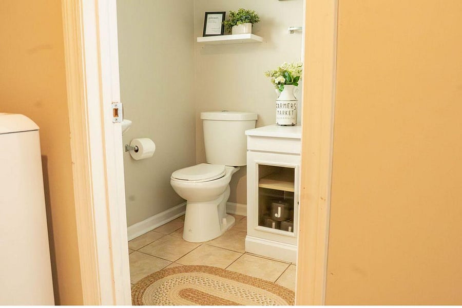 Powder room!