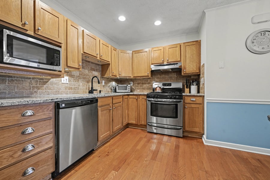 Furnished Finder property 998340_1 photo 7