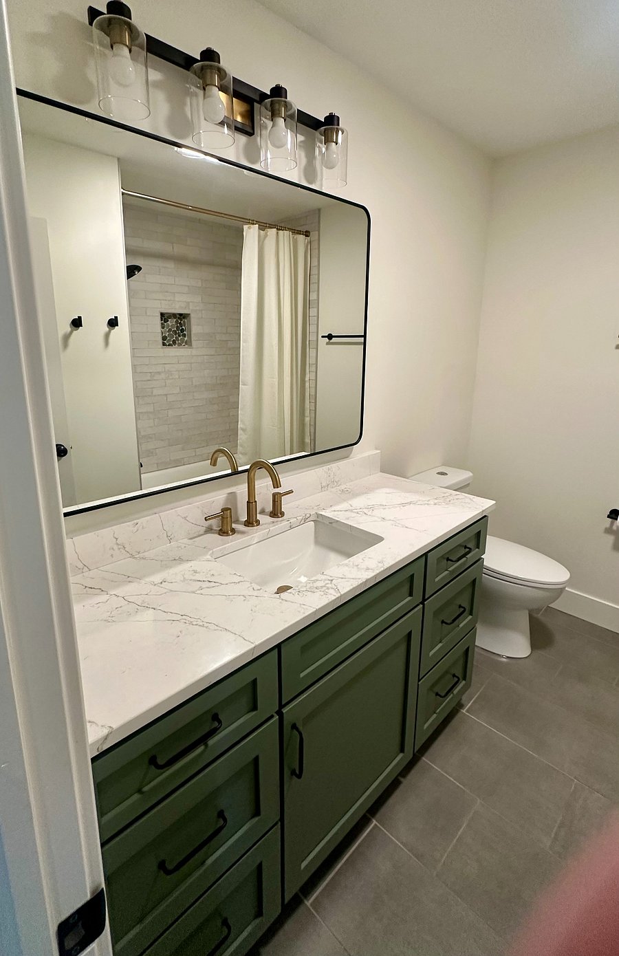 Guest Bath Vanity