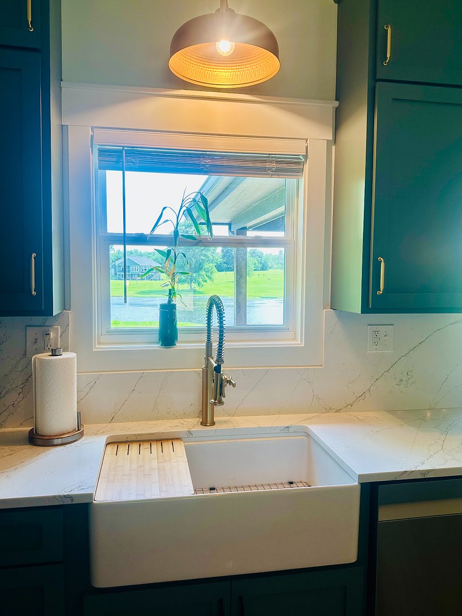 Kitchen Sink Area w/ View of Duck pond
