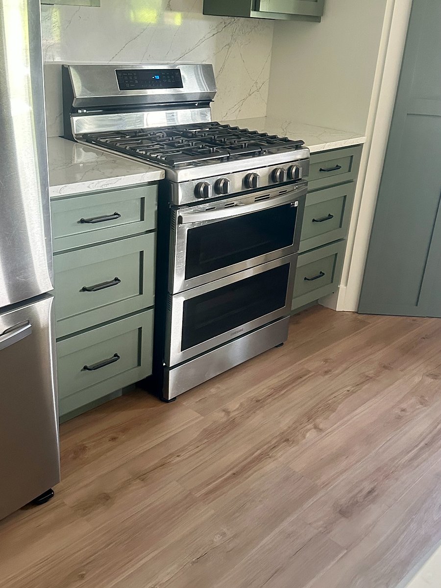 Gas Stove top/ Oven