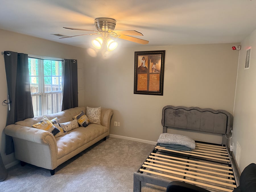Furnished Finder property 998374_1 photo 1