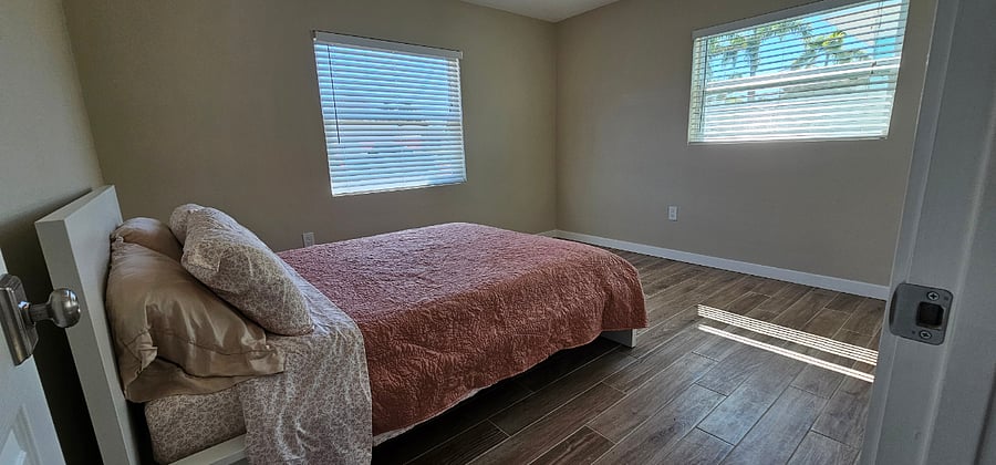 Bedroom 2 - Double Bed