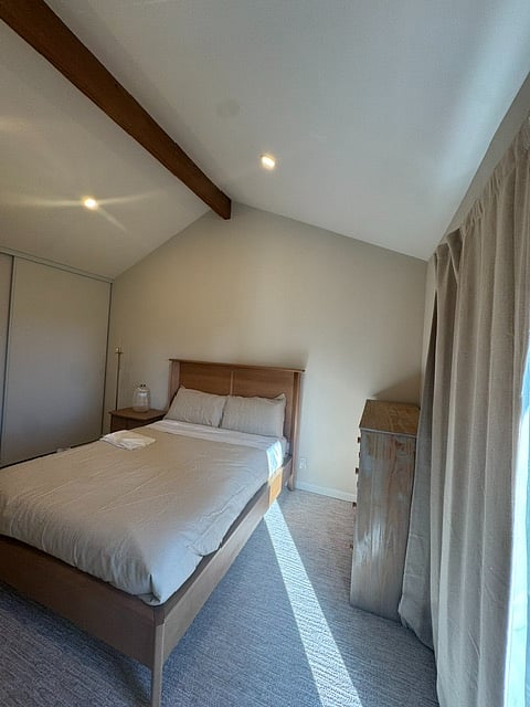 Furnished Finder property 998446_1 photo 6