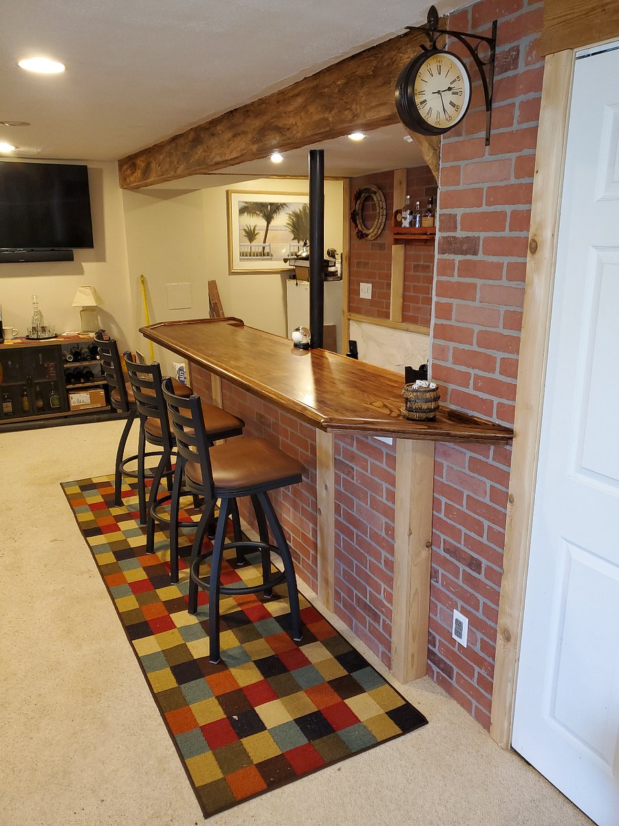 Shared bar /w 55" Smart TV