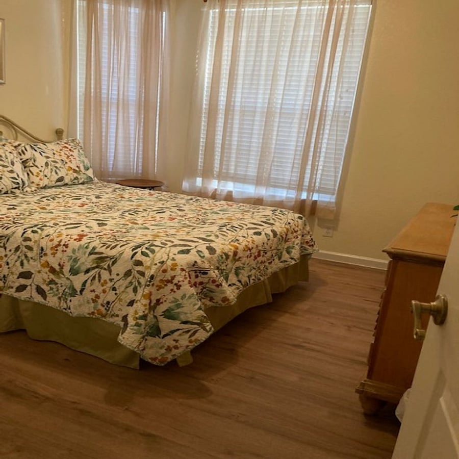 Furnished Finder property 998502_1 photo 9