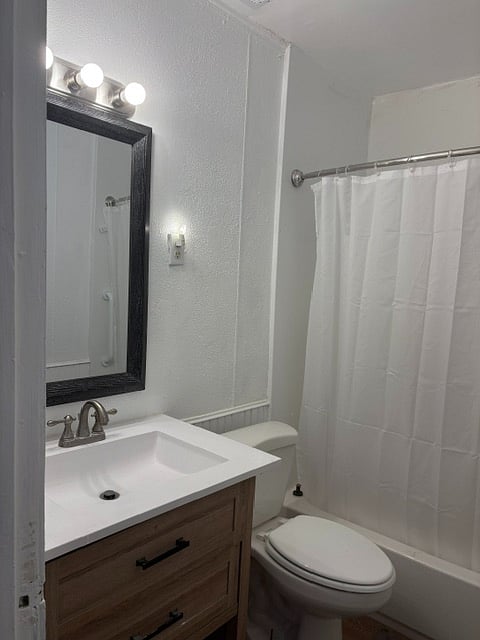 Furnished Finder property 998506_1 photo 13