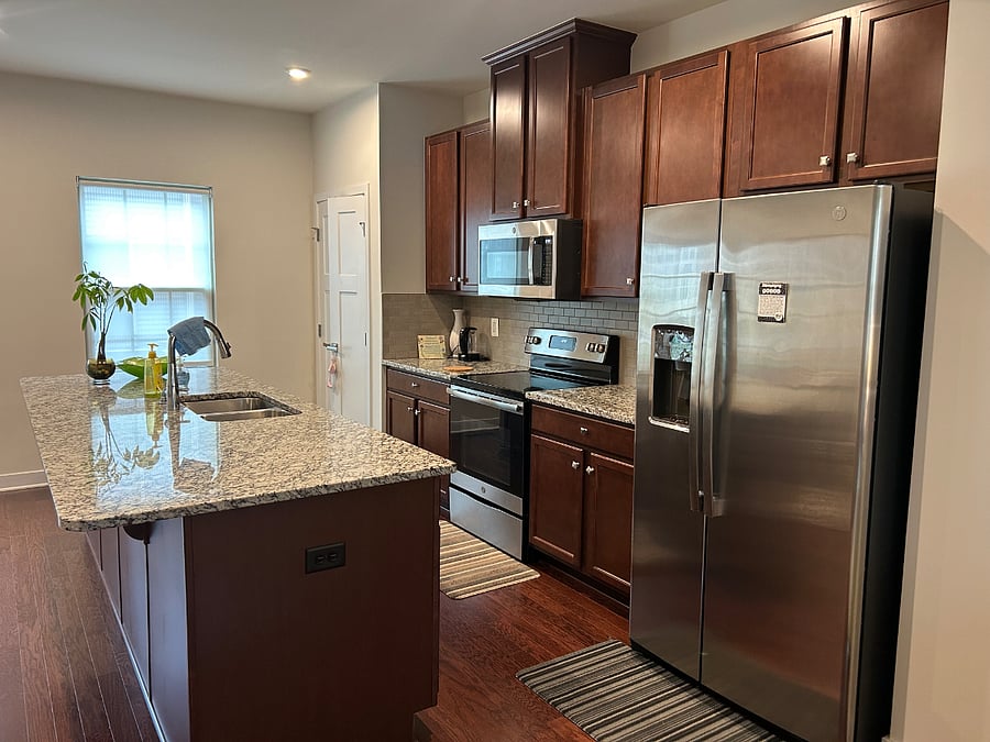 Furnished Finder property 998516_1 photo 8