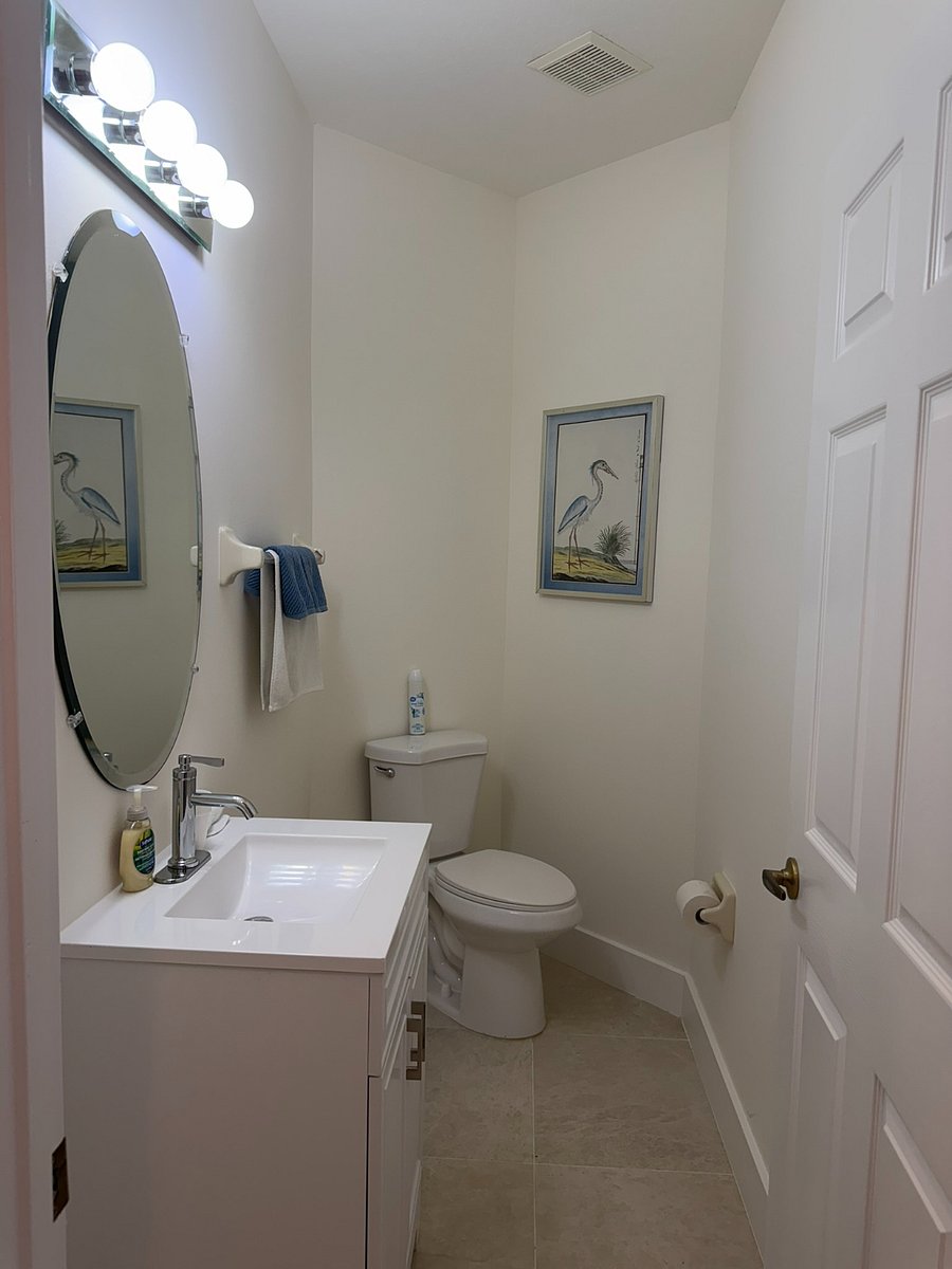 Furnished Finder property 998518_2 photo 9