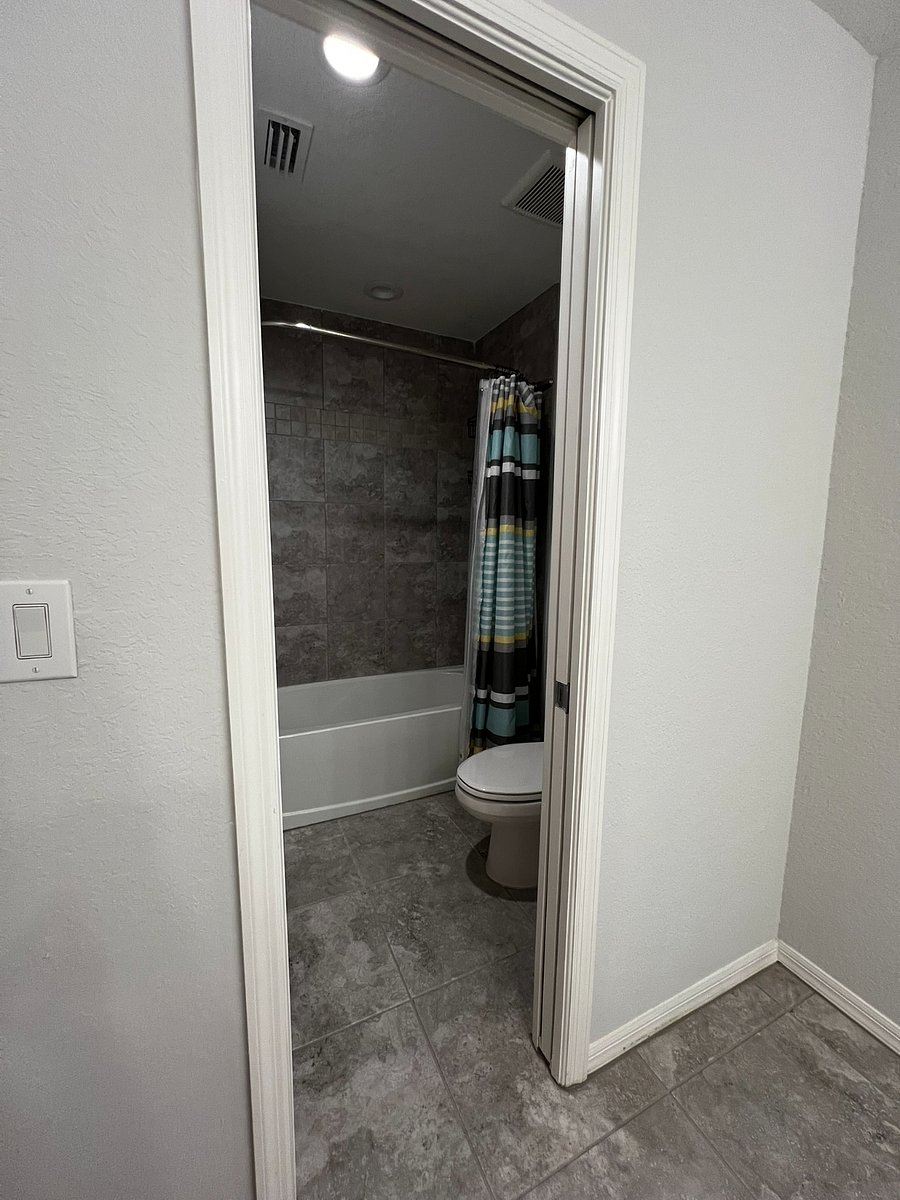 Furnished Finder property 998545_1 photo 8