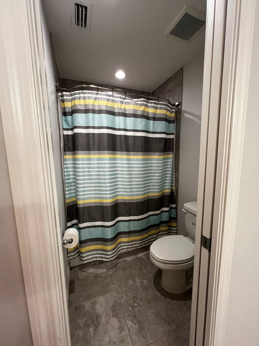 Furnished Finder property 998545_1 photo 9