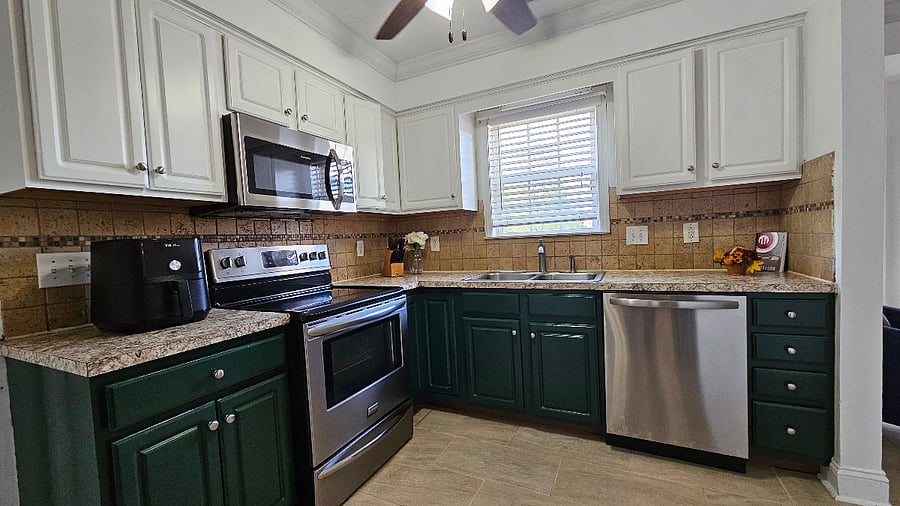 Furnished Finder property 998548_1 photo 15