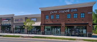 Walk to nearby grocery, gym, hair salon, spa and nail salon. The hot bar at Publix is great. And they have an upstairs area where you can work from. More retail coming.