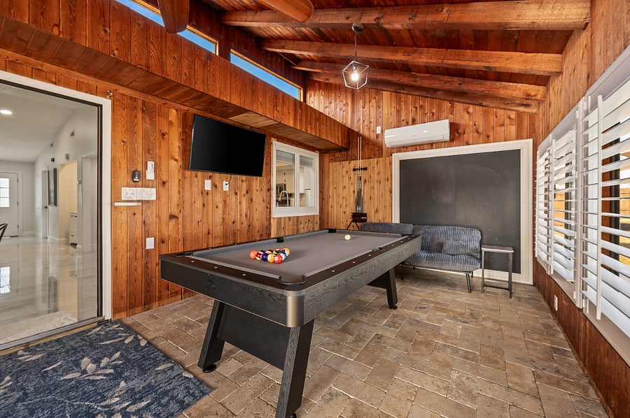 Sunroom/Game Room