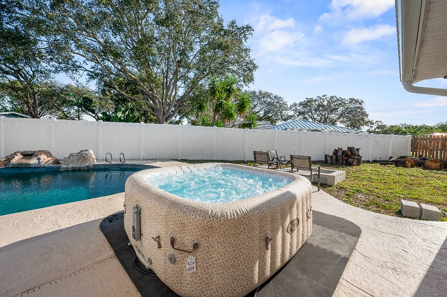 Hot tub