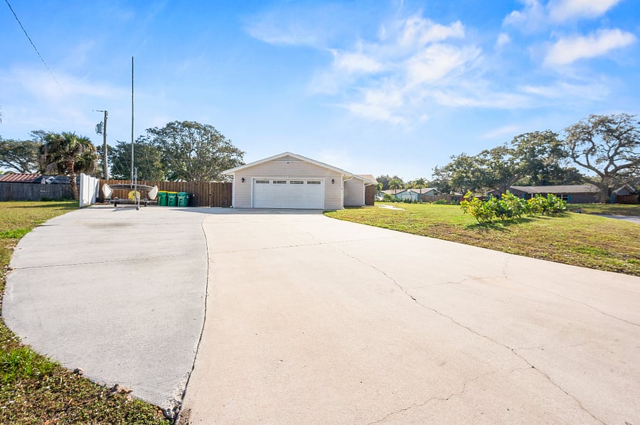 Garage and large driveway