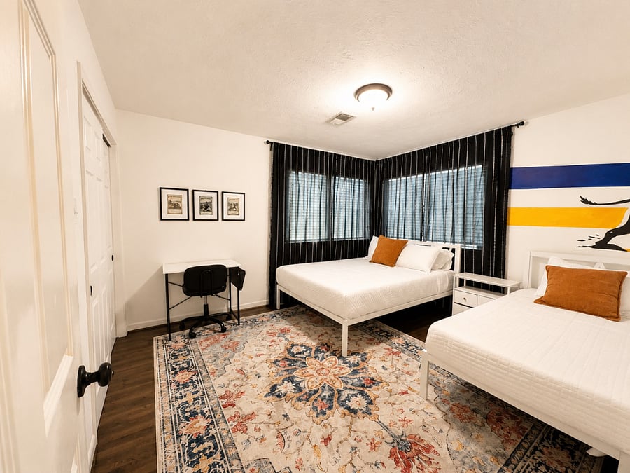 3rd bedroom with queen and twin bed
