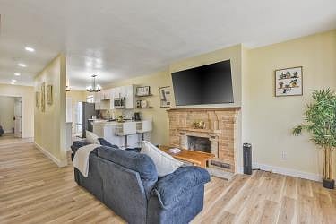 Furnished Finder property 998603_1 photo 9